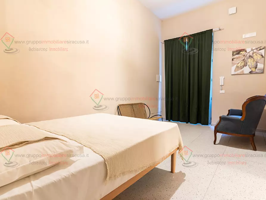 Immagine 5 di Trilocale in vendita  a Siracusa