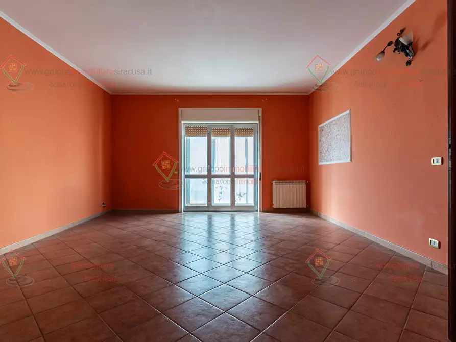 Immagine 3 di Trilocale in vendita  a Siracusa