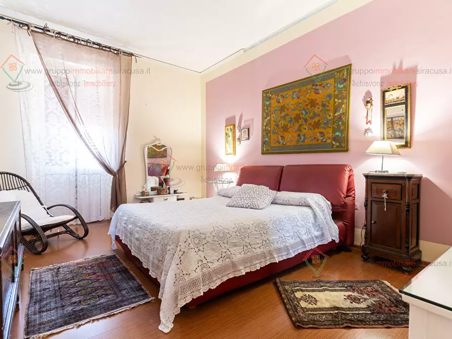 Immagine 22 di Casa indipendente in vendita  a Siracusa