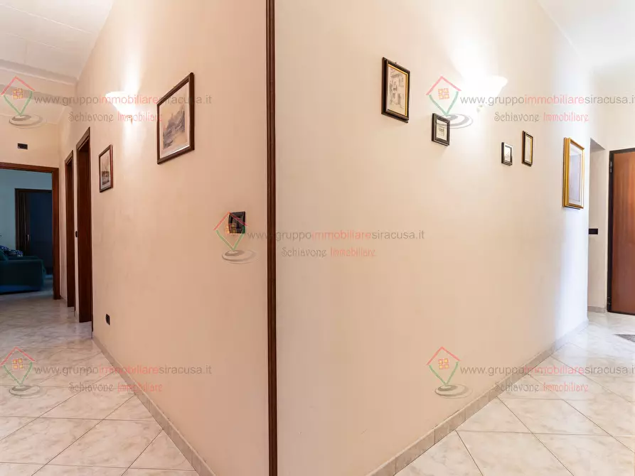 Immagine 7 di Trilocale in vendita  a Siracusa