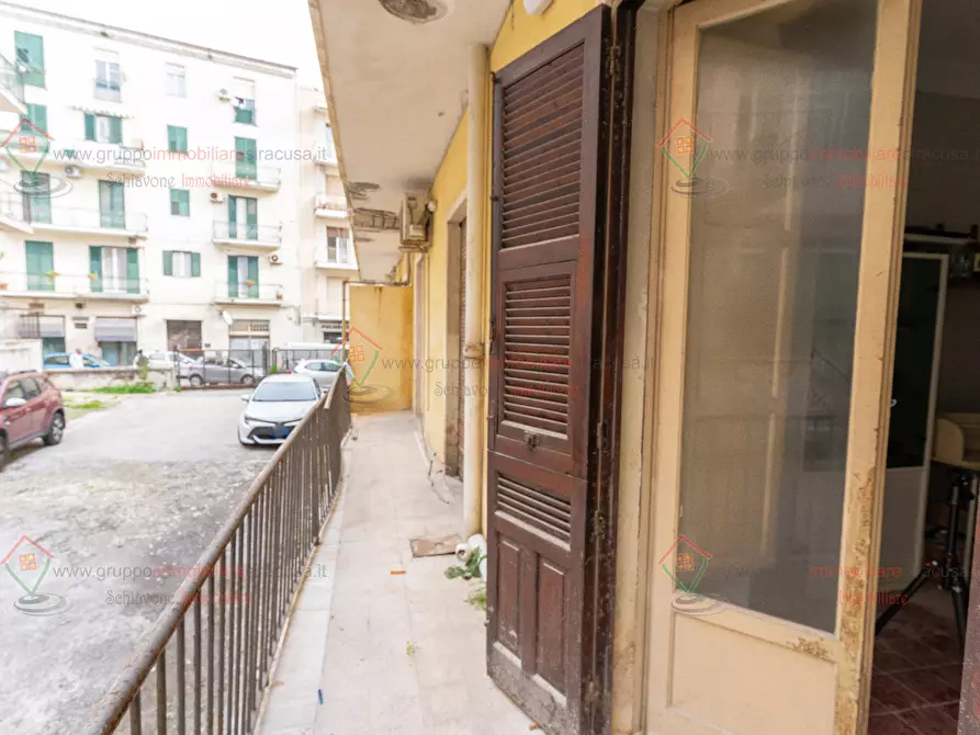 Immagine 11 di Pentalocale in vendita  a Siracusa