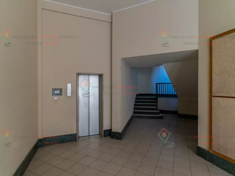 Immagine 27 di Pentalocale in vendita  a Siracusa