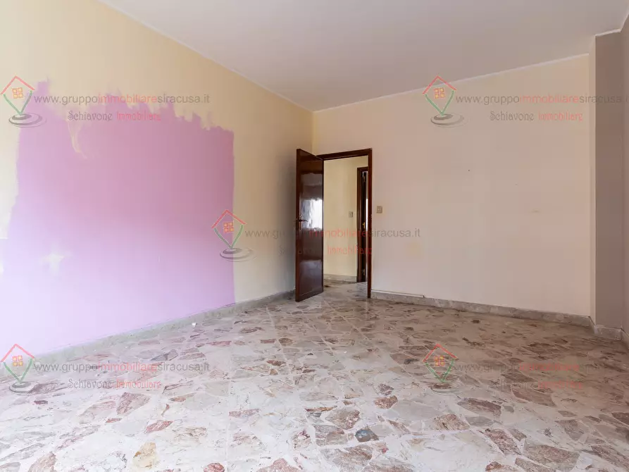 Immagine 17 di Quadrilocale in vendita  a Siracusa