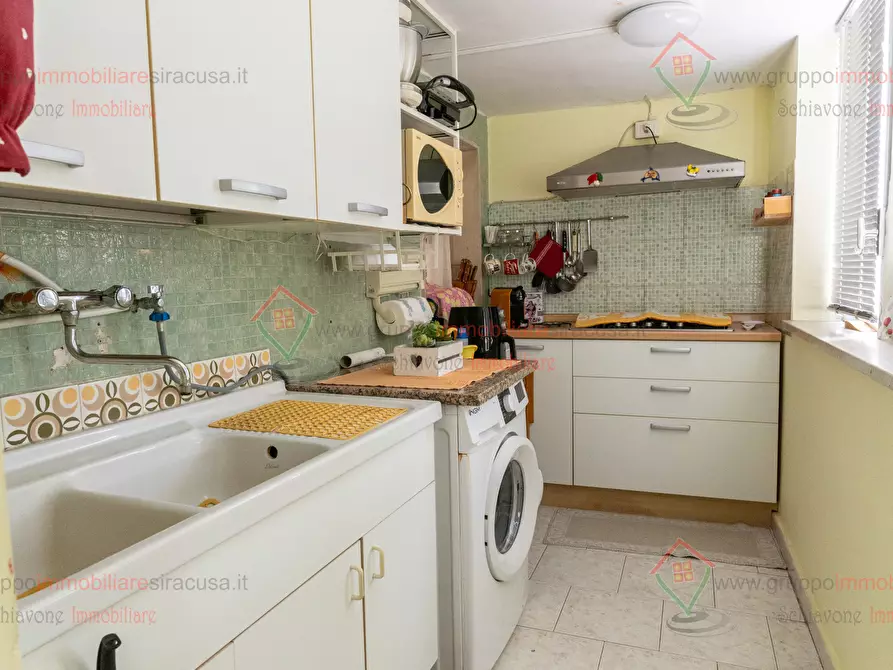 Immagine 23 di Quadrilocale in vendita  a Siracusa