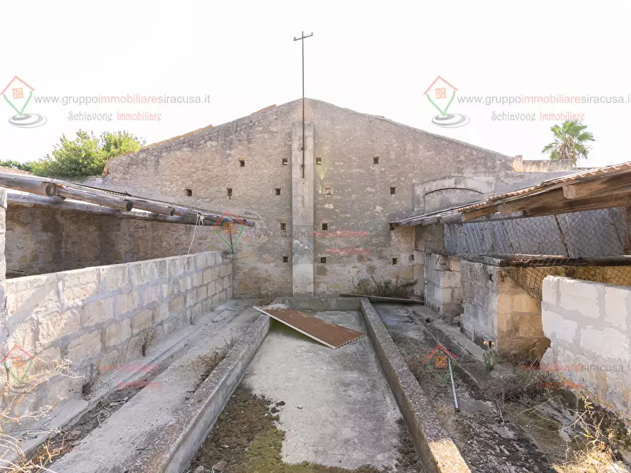Immagine 16 di Rustico / casale in vendita  a Siracusa