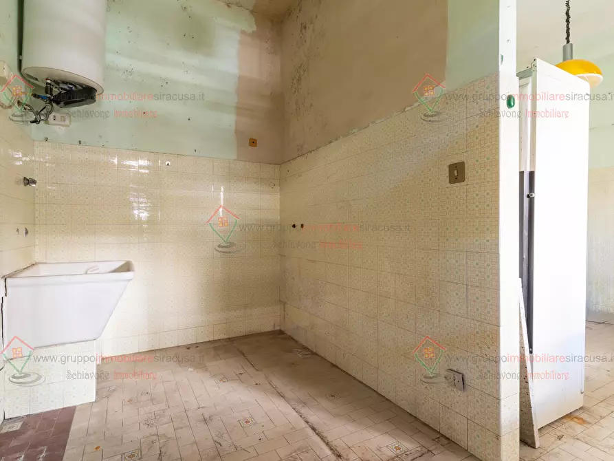 Immagine 12 di Appartamento in vendita  a Siracusa