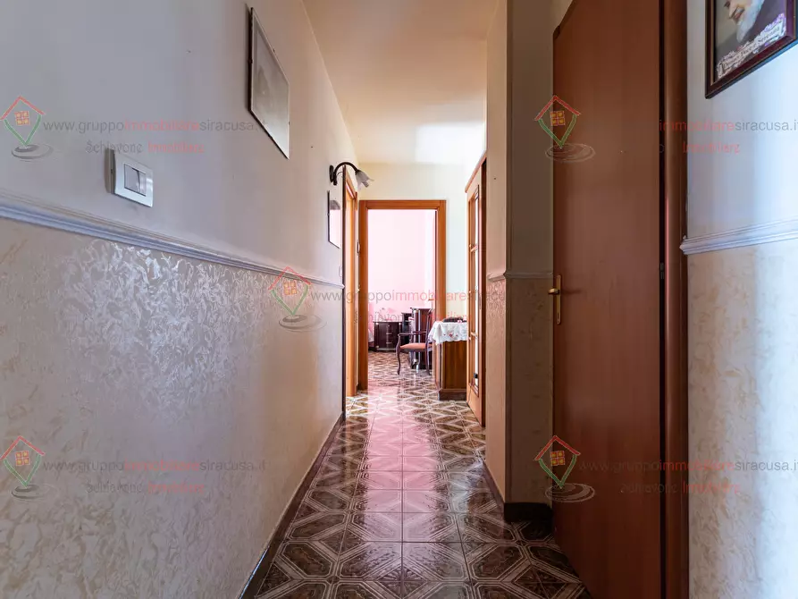 Immagine 19 di Pentalocale in vendita  a Siracusa