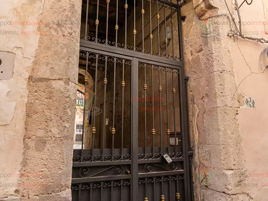Immagine 13 di Trilocale in vendita  a Siracusa