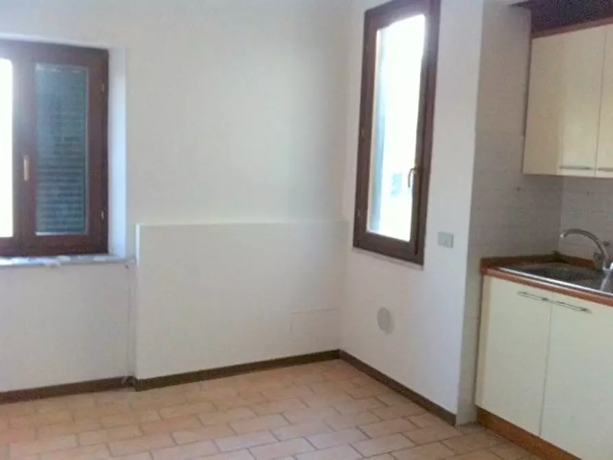 Immagine 15 di Bilocale in vendita  in via galileo galilei a Livorno