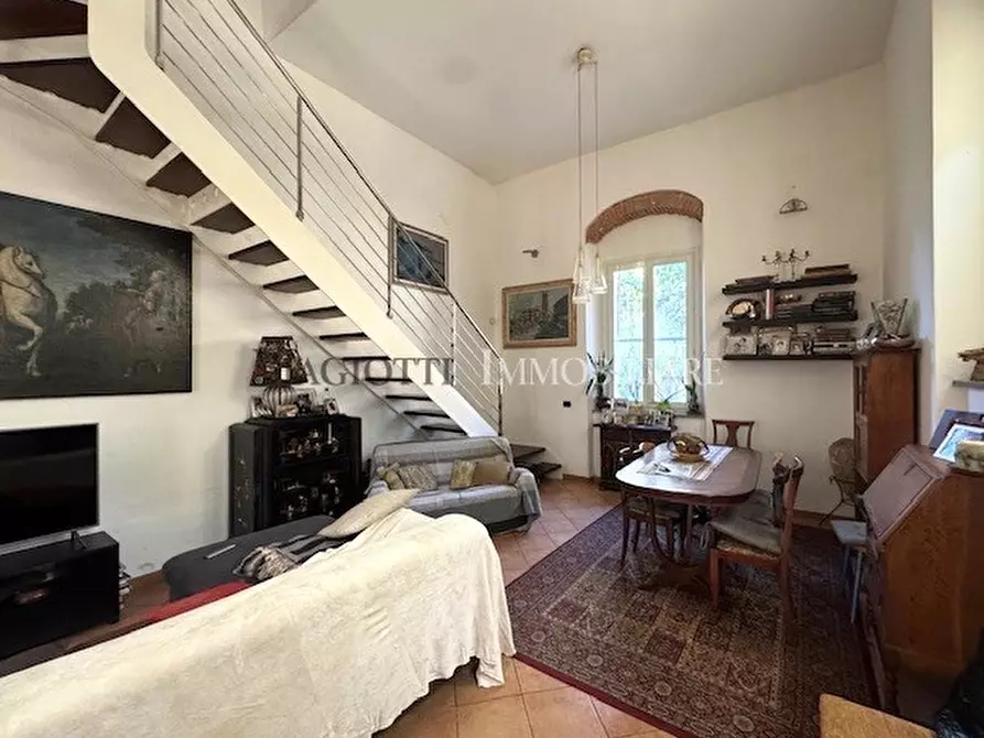 Immagine 18 di Casa semindipendente in vendita  a Livorno