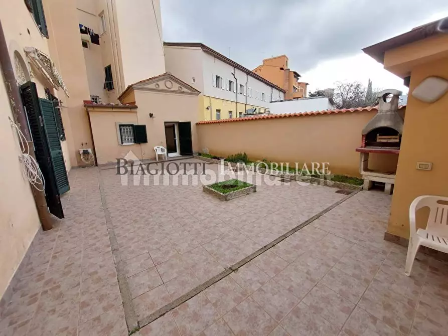 Immagine 28 di Casa semindipendente in vendita  a Livorno