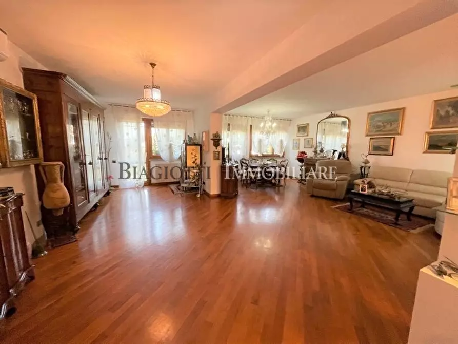 Immagine 16 di Casa semindipendente in vendita  a Livorno