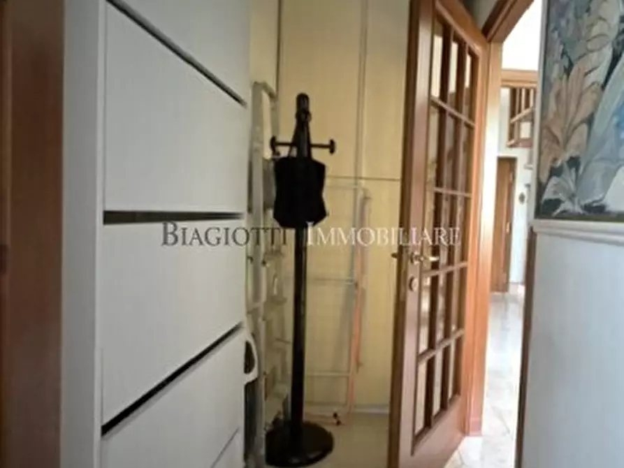 Immagine 16 di Trilocale in vendita  a Livorno