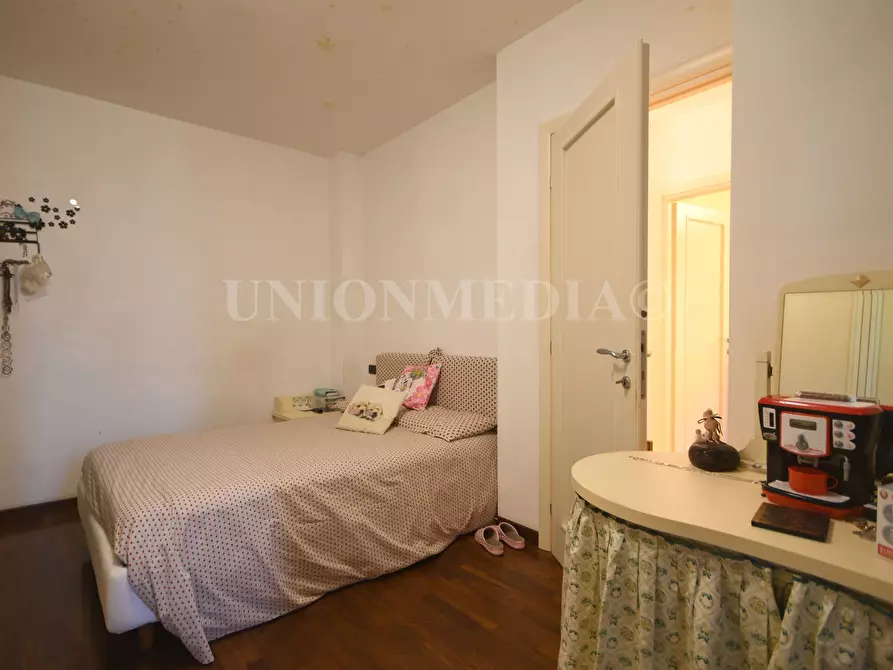 Immagine 17 di Villa in vendita  in Via sarzanello a Sarzana