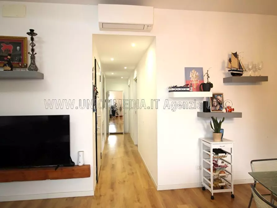 Immagine 5 di Appartamento in vendita  a Vezzano Ligure