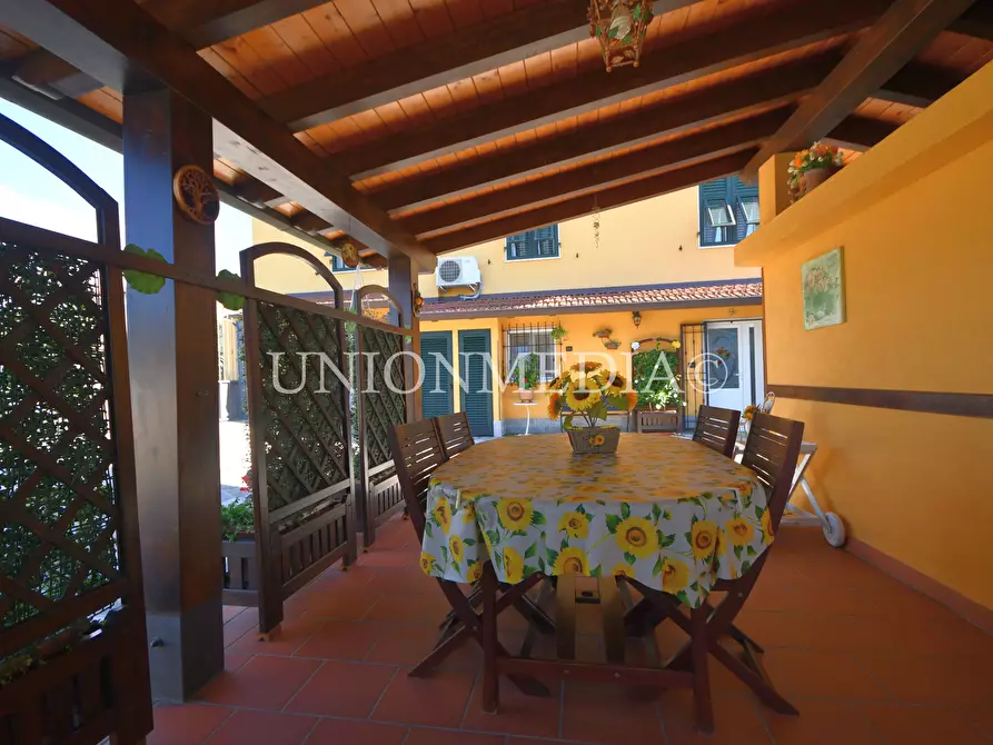 Immagine 10 di Casa indipendente in vendita  in Via canaletto a Castelnuovo Magra