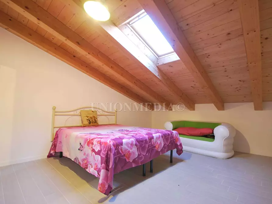 Immagine 21 di Appartamento in vendita  in Via Enrico Berlinguer a Santo Stefano Di Magra