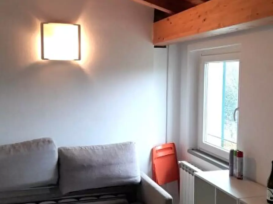 Immagine 1 di Appartamento in affitto  a Sarzana