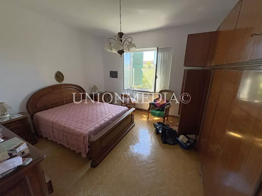 Immagine 16 di Casa indipendente in vendita  in Via Canale a Castelnuovo Magra