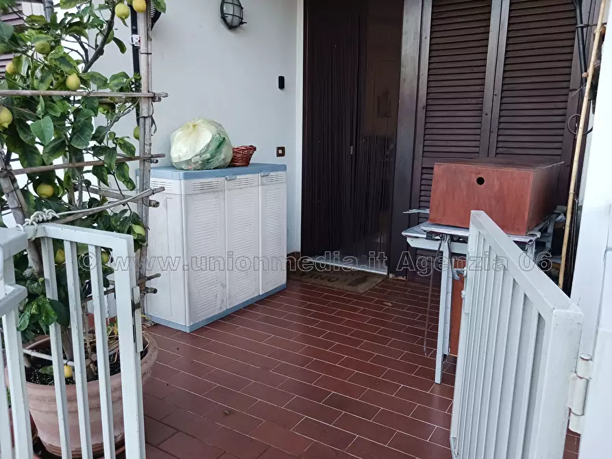 Immagine 25 di Appartamento in vendita  a Ortonovo