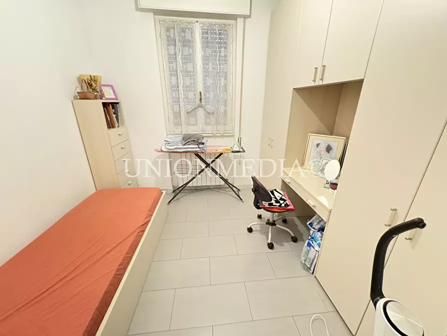 Immagine 9 di Appartamento in vendita  in Via Piero Gobetti a Ortonovo