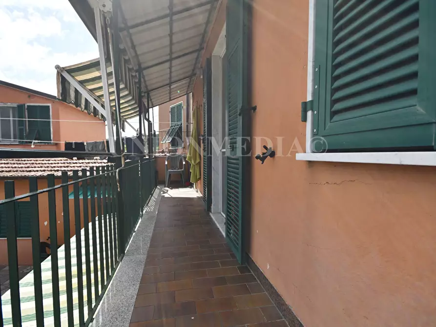 Immagine 30 di Casa semindipendente in vendita  in Via triboli a Sarzana