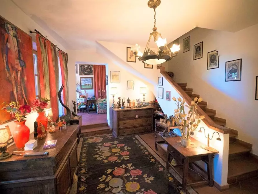 Immagine 23 di Villa in vendita  in via della maestà a Fosdinovo