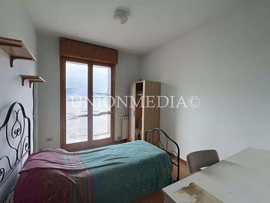 Immagine 21 di Appartamento in vendita  in Via porta parma 12 a Sarzana