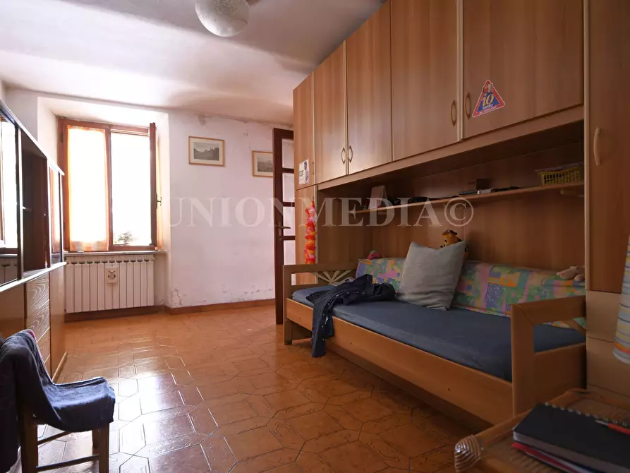 Immagine 32 di Casa semindipendente in vendita  in Via triboli a Sarzana