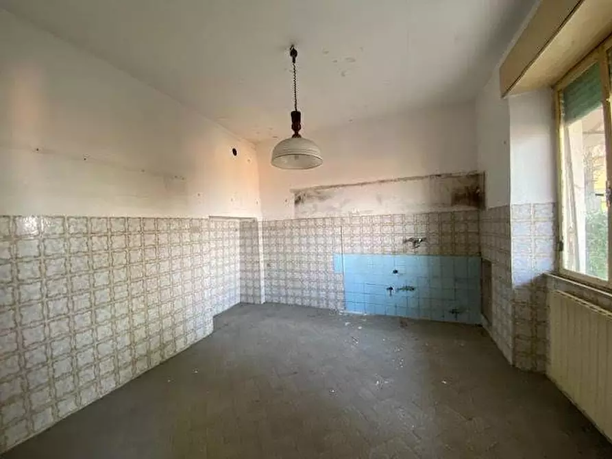 Immagine 10 di Casa indipendente in vendita  in Via falcinello a Sarzana