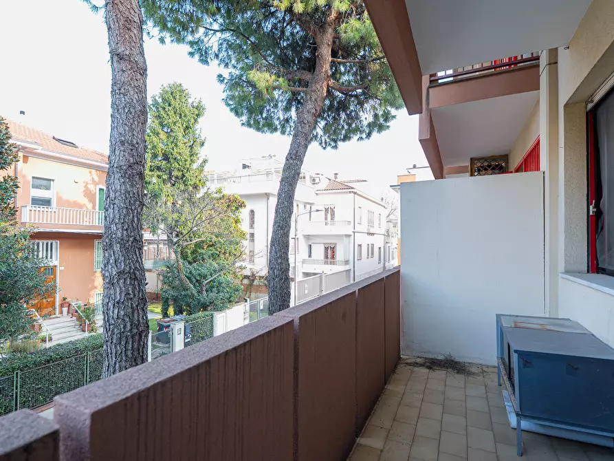 Immagine 28 di Bilocale in vendita  in Via Leptis Magna 2 a Rimini