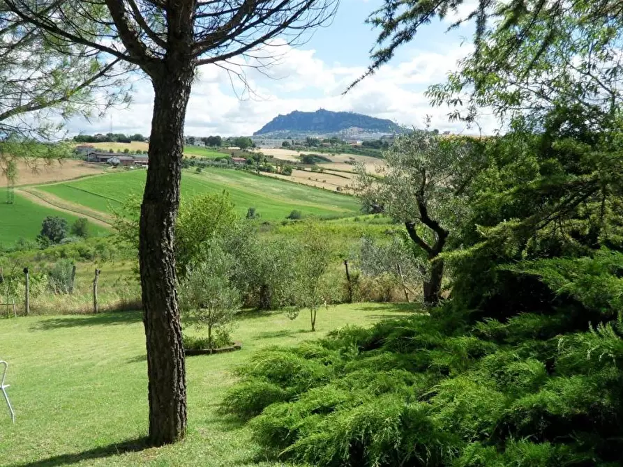 Immagine 6 di Rustico / casale in vendita  a Rimini