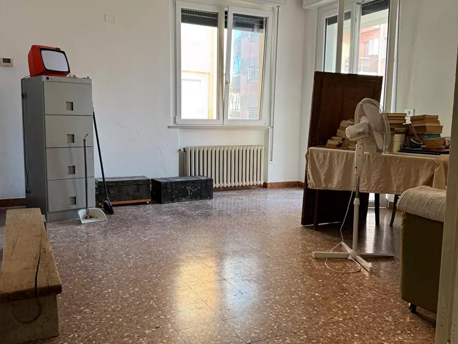 Immagine 14 di Trilocale in vendita  in Viale Carlo Goldoni 1 a Rimini