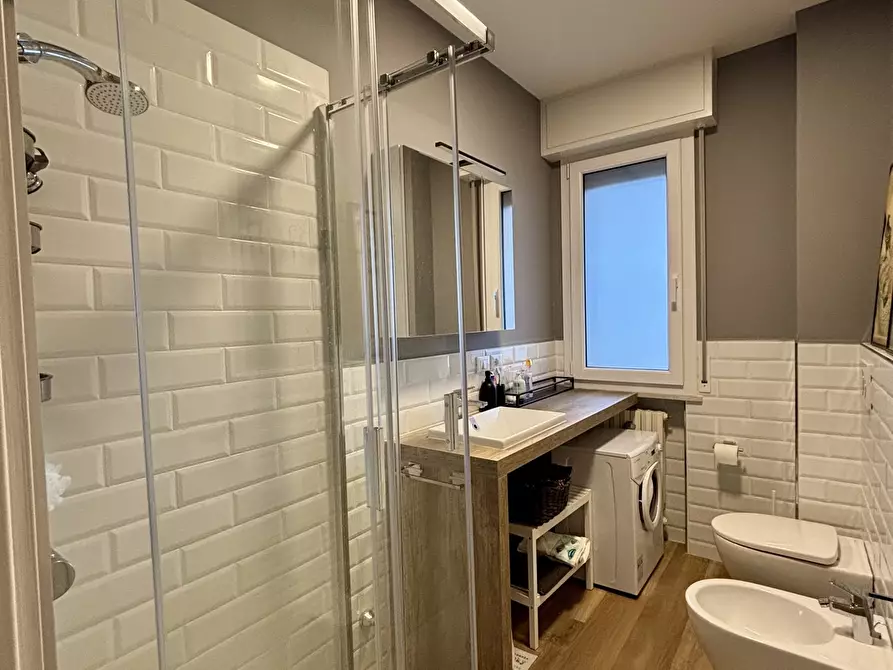 Immagine 15 di Quadrilocale in vendita  in Viale D'Annunzio 183/a a Riccione