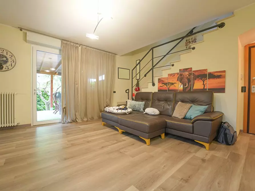 Immagine 10 di Trilocale in vendita  in Via Berlino 89 a Santarcangelo Di Romagna