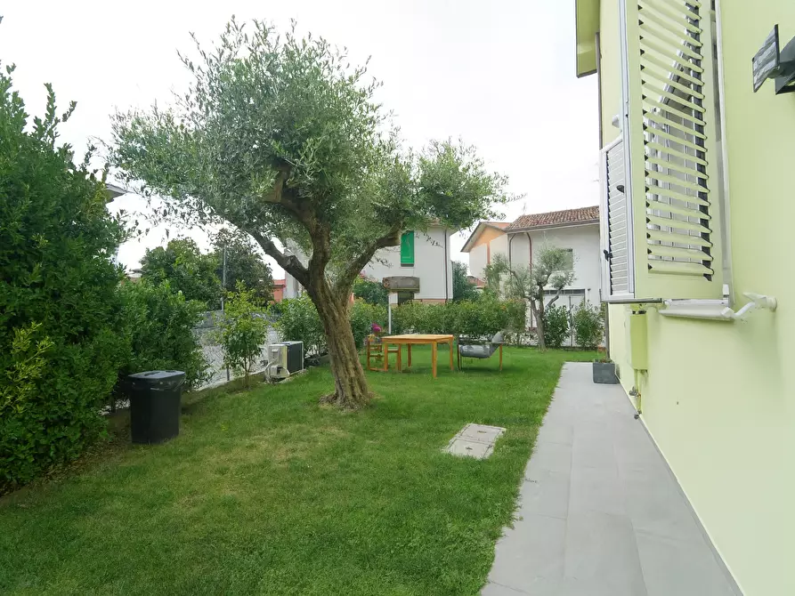 Immagine 17 di Trilocale in vendita  in Copernico a Savignano Sul Rubicone