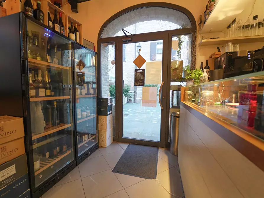 Immagine 23 di Bar / Ristorante in vendita  in Via Cesare Battisti 23 a Santarcangelo Di Romagna
