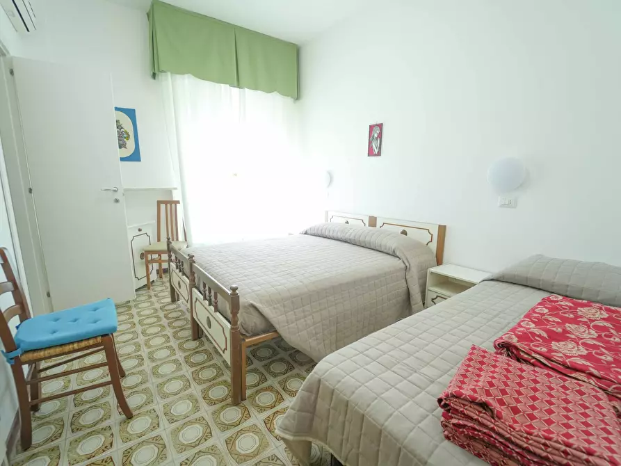 Immagine 40 di Palazzo in vendita  in Via Albio Tibullo 40 a Bellaria-Igea Marina