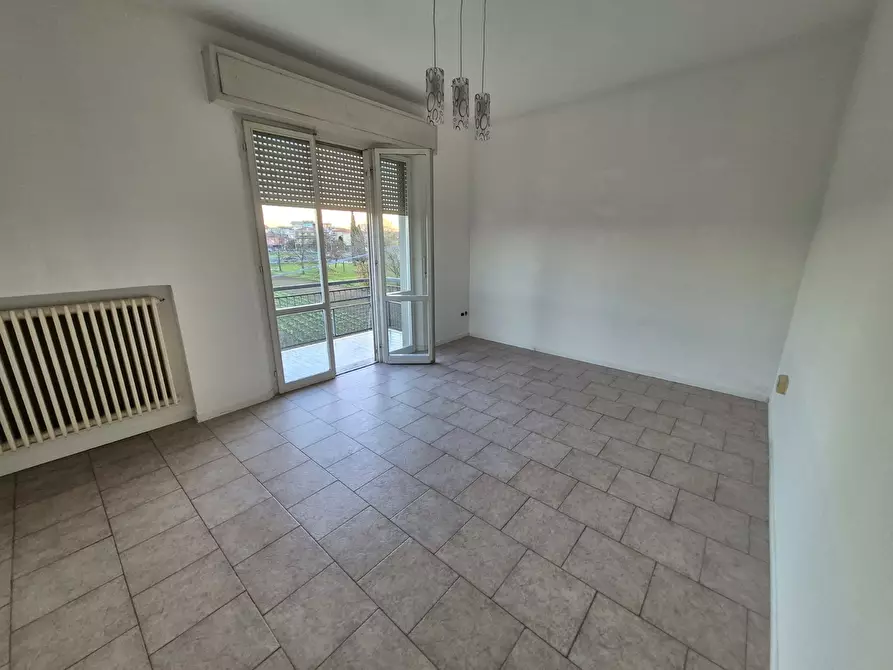 Immagine 6 di Quadrilocale in vendita  in via santerno a Rimini