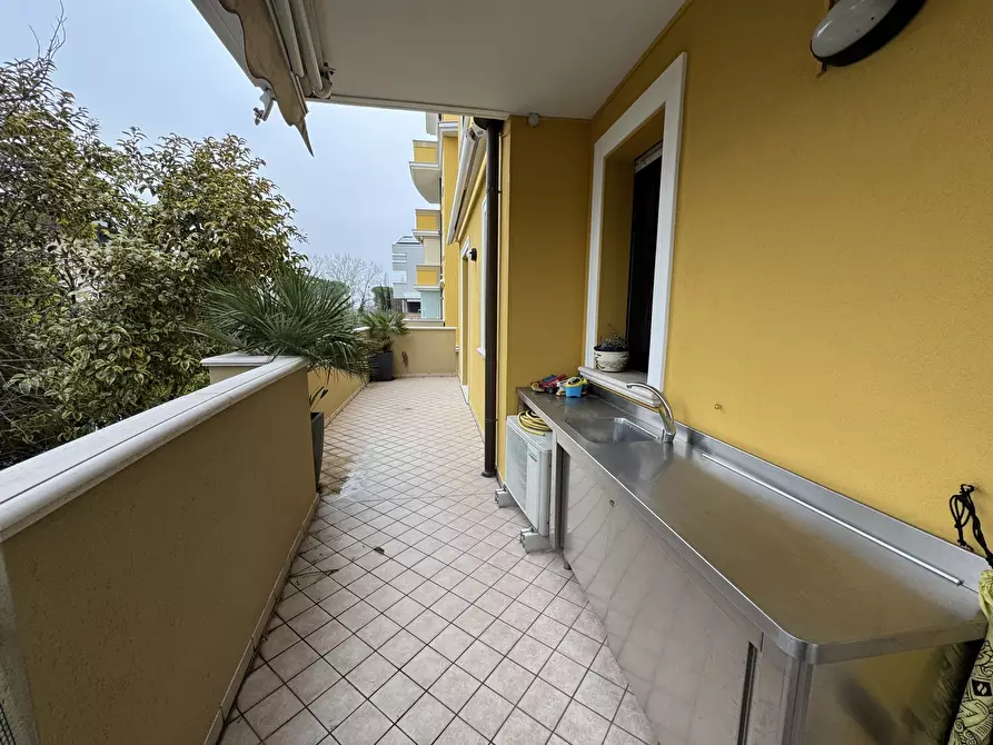 Immagine 21 di Trilocale in vendita  in Via Pennabilli 3 a Rimini