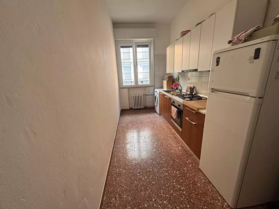 Immagine 10 di Trilocale in vendita  in Viale Carlo Goldoni 1 a Rimini