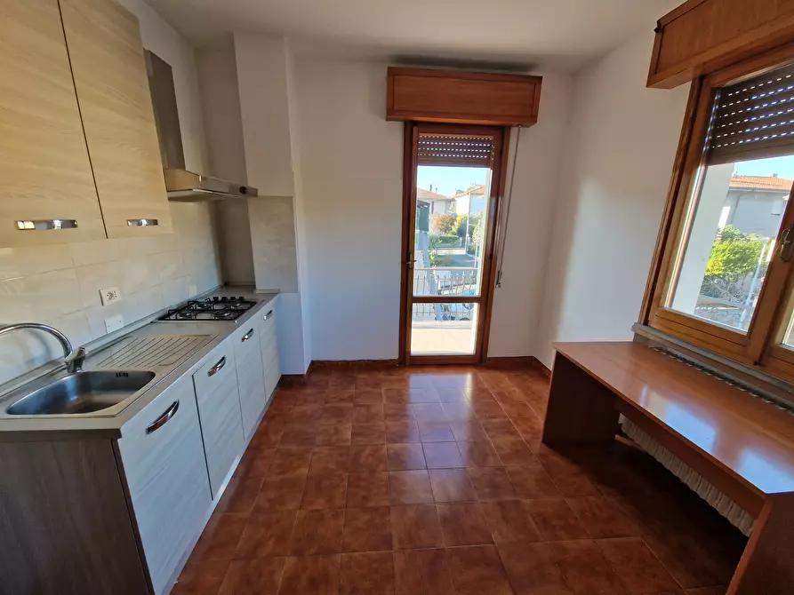 Immagine 9 di Casa bifamiliare in vendita  in Via Riccione a Santarcangelo Di Romagna