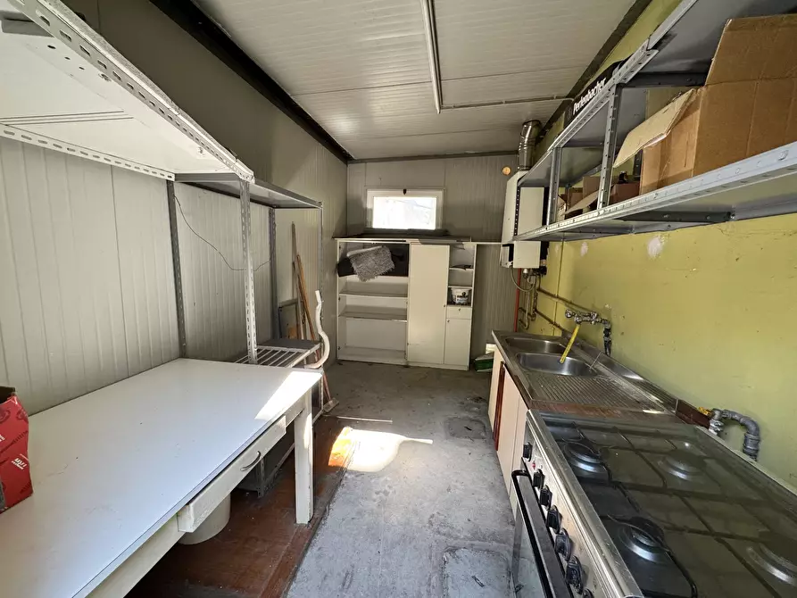 Immagine 46 di Trilocale in vendita  in Via Giuseppe Piazzi 10 a Rimini