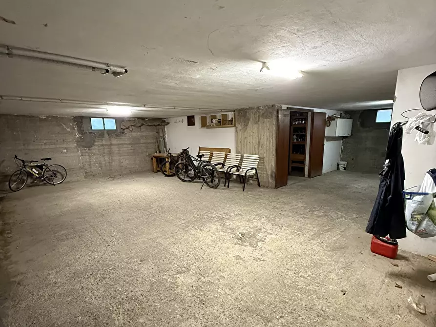 Immagine 64 di Pentalocale in vendita  in Via Busca 115 a Santarcangelo Di Romagna