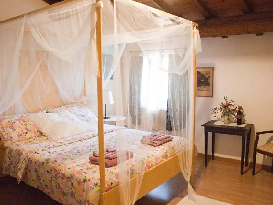 Immagine 15 di Rustico / casale in vendita  a Rimini