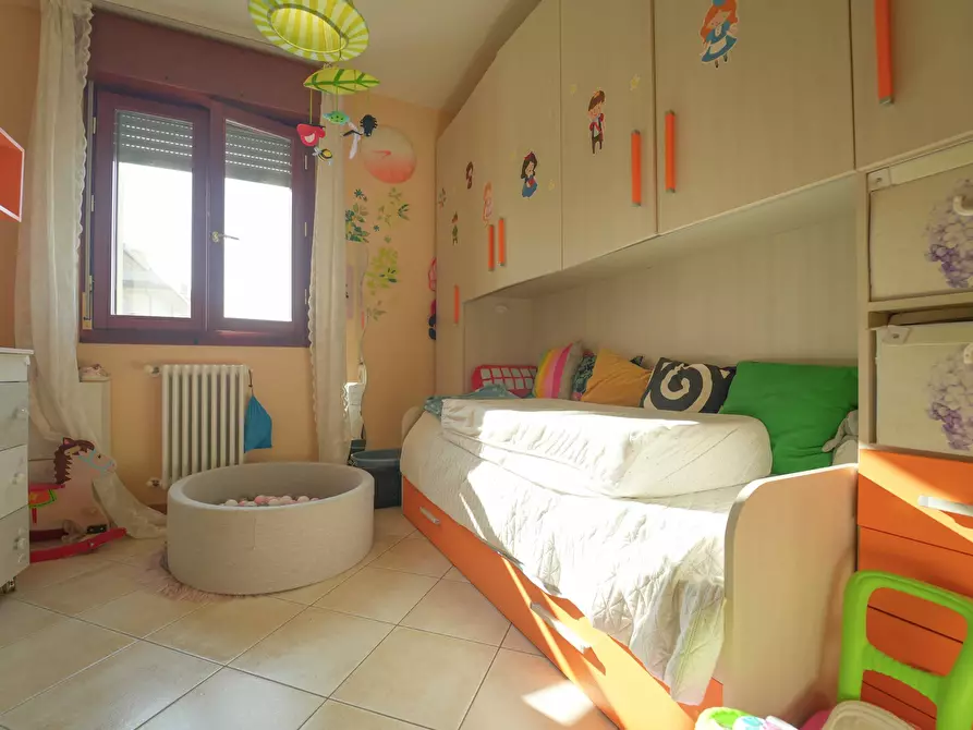 Immagine 12 di Trilocale in vendita  in Via Baracchi 10 a Rimini