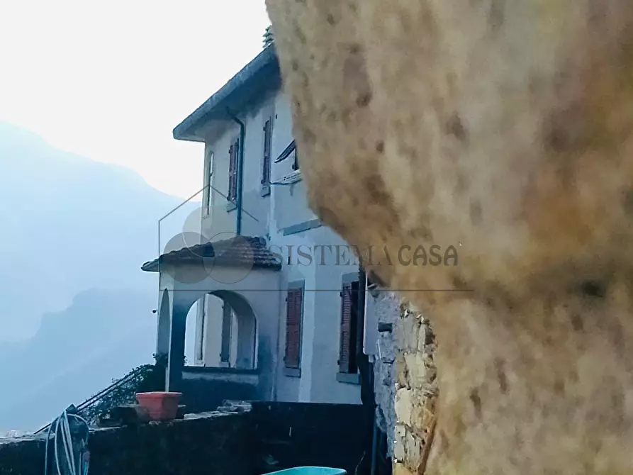 Immagine 25 di Terratetto in vendita  in Via Carlo del Prete 17 a Fivizzano