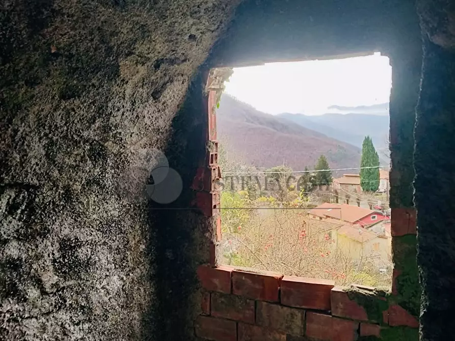 Immagine 17 di Rustico / casale in vendita  in Loc. Le Cassonare snc a Calice Al Cornoviglio