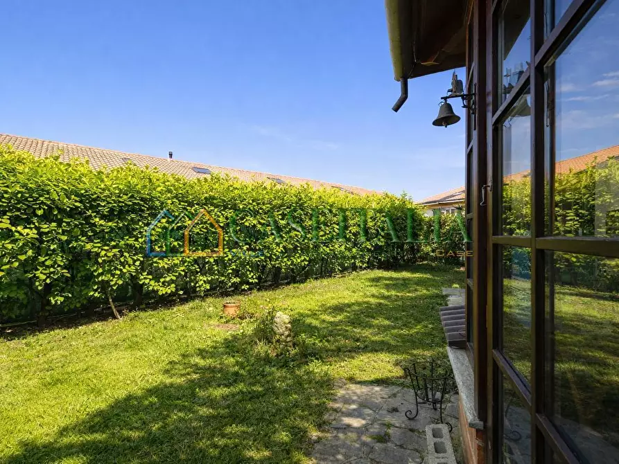 Immagine 4 di Villa in vendita  in Piazza Stazione 2 a Rosta