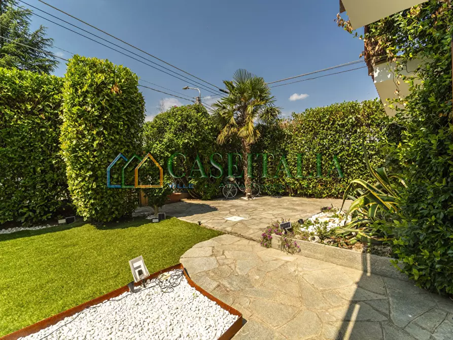 Immagine 21 di Villa in vendita  in Via Mario Greco 61 a Buttigliera Alta